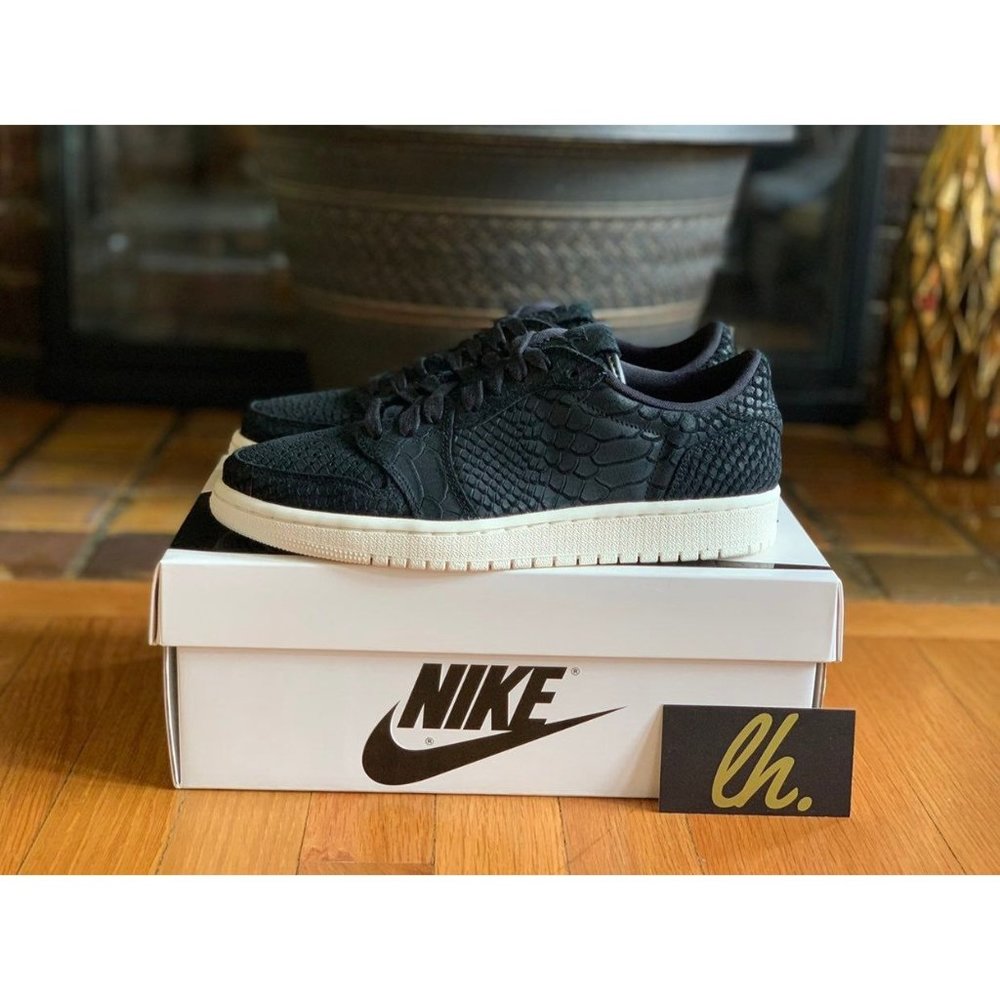Size 8 W Air Jordan 1 Low NS "Black White"